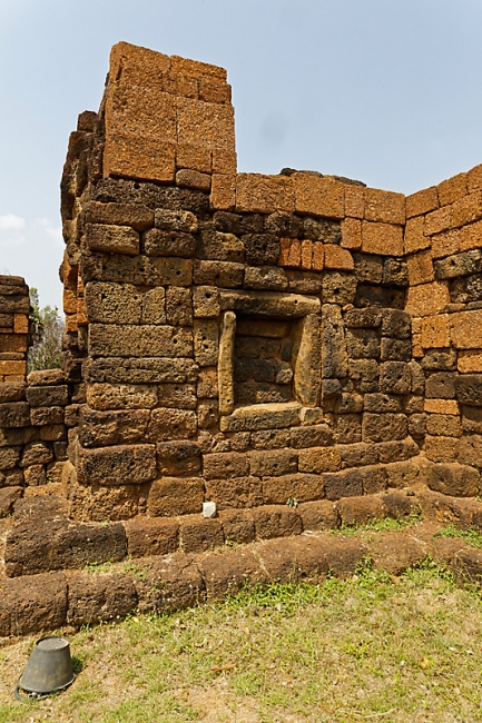 Prasat Ban Chang Pi-014